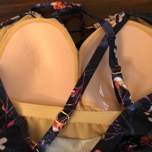 Floral One Piece Swimsuit - Picture 6 of 12